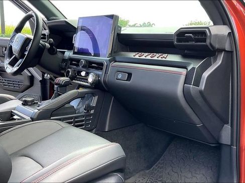 Used 2024 Toyota Tacoma TRD Pro AWD/4WD image 15