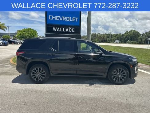 Used 2023 Chevrolet Traverse RS FWD image 5