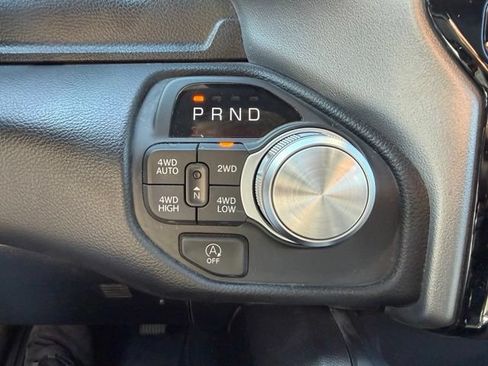 Used 2025 RAM 1500 Laramie AWD/4WD image 18