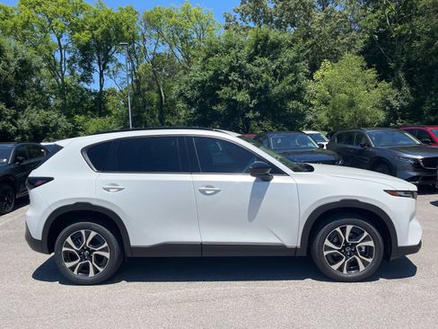 New 2026 MAZDA CX-5 Preferred AWD/4WD image 3