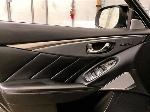 Used 2018 INFINITI Q50 Red Sport 400 w/ Sensory Package (Sport) image 22