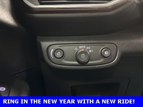 Used 2021 Chevrolet TrailBlazer ACTIV w/ Convenience Package image 25