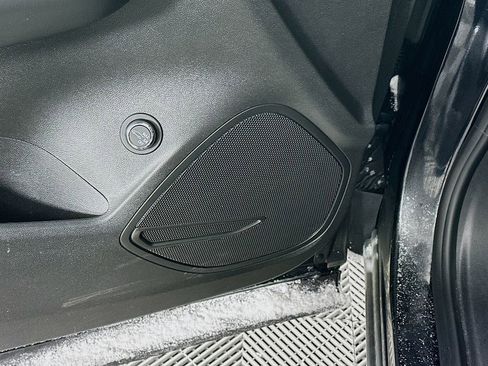 Used 2023 Buick Envision Preferred image 26