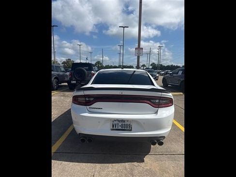 Used 2022 Dodge Charger SXT w/ Blacktop Package RWD image 17