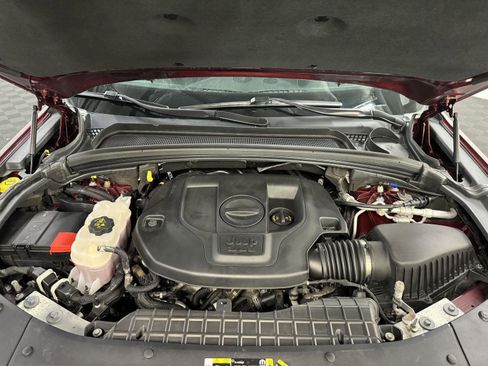 Used 2023 Jeep Grand Cherokee Overland image 10