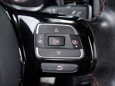 Used 2016 Volkswagen Beetle 1.8T Classic image 15