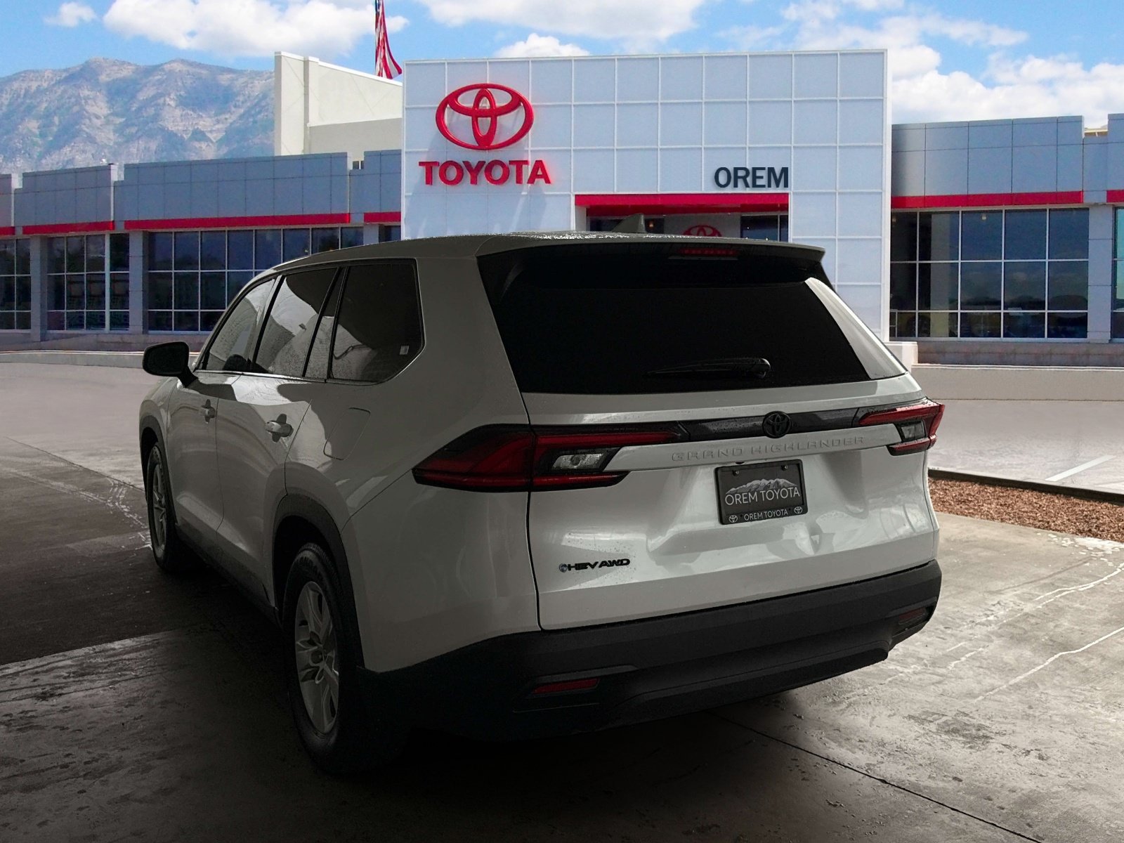 Used 2025 Toyota Grand Highlander AWD Hybrid image 6