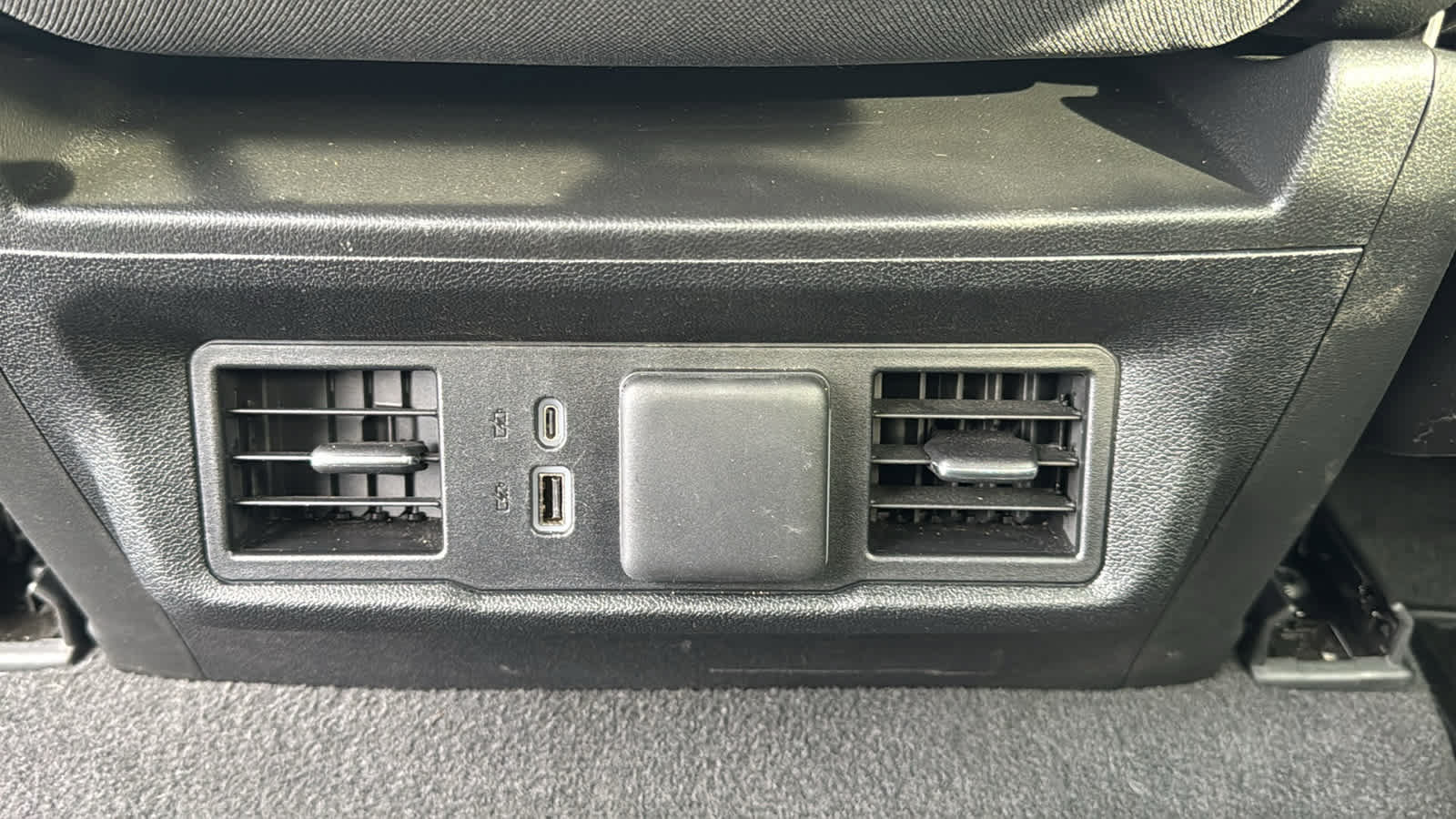 Used 2024 Chevrolet Silverado 1500 LT AWD/4WD image 26