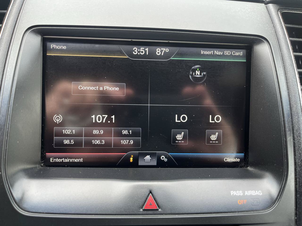 Used 2015 Ford Taurus SEL w/ Equipment Group 201A AWD/4WD image 16