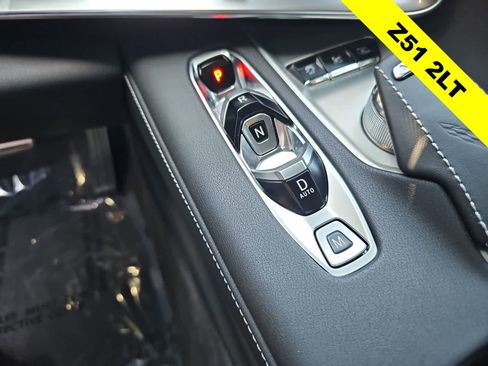 Used 2024 Chevrolet Corvette Stingray Preferred Conv w/ Z51 Performance Package RWD image 19