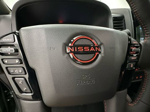 Used 2024 Nissan Frontier PRO-4X w/ Technology Package AWD/4WD image 15
