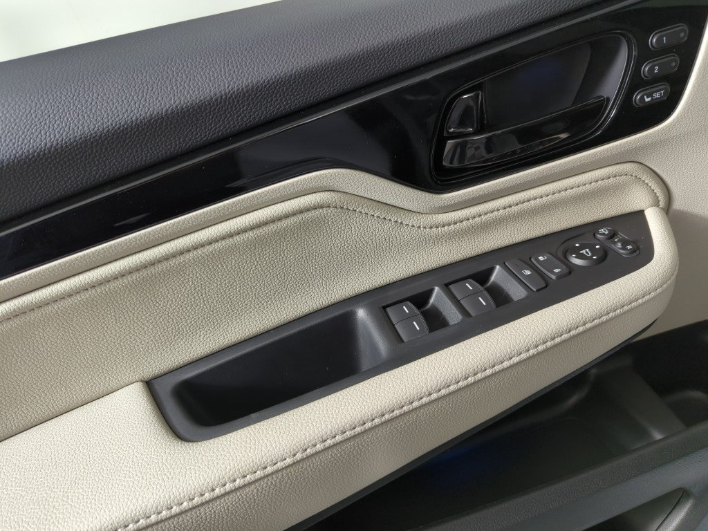 New 2027 Honda Odyssey Elite image 12