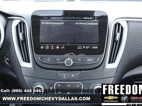 Used 2024 Chevrolet Malibu LT FWD image 15