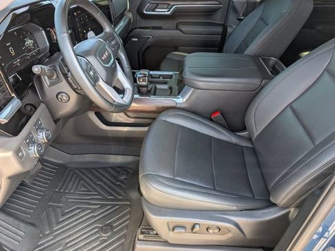 Used 2024 GMC Sierra 1500 SLT w/ SLT Premium Plus Package AWD/4WD image 16