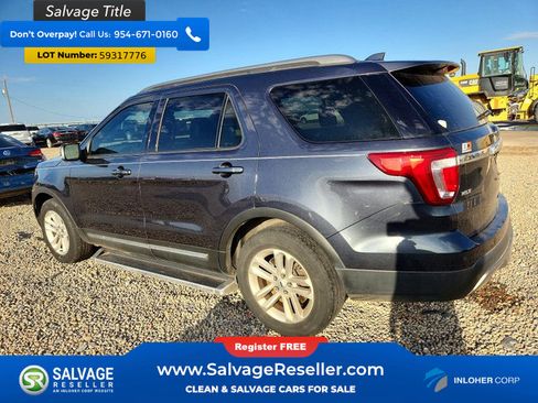 Used 2017 Ford Explorer XLT w/ Equipment Group 202A FWD image 3