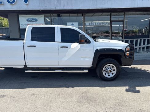 Used 2019 Chevrolet Silverado 3500 W/T w/ WT Convenience Package AWD/4WD image 10