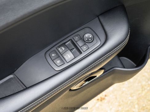 Used 2016 Dodge Challenger SRT Hellcat image 42