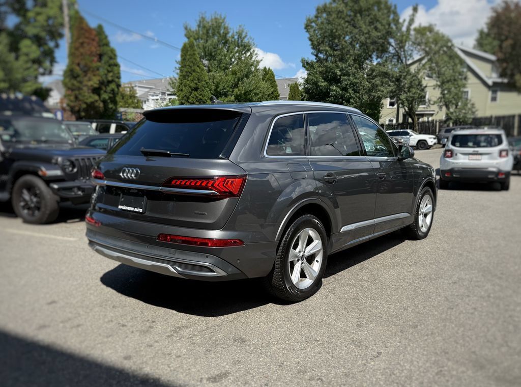 Used 2021 Audi Q7 2.0T Premium Plus w/ Premium Plus Package AWD/4WD image 8