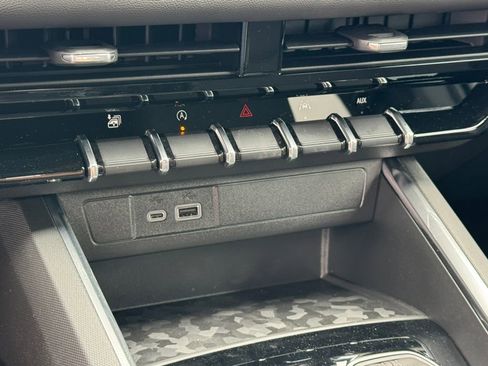 New 2026 GMC Canyon Elevation AWD/4WD image 29