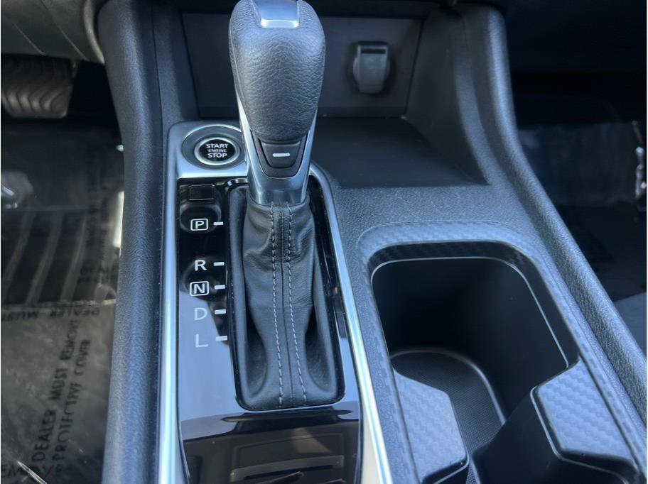 Used 2022 Nissan Sentra SV w/ All-Weather Package FWD image 17