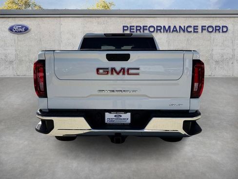 Used 2025 GMC Sierra 1500 SLT RWD image 9