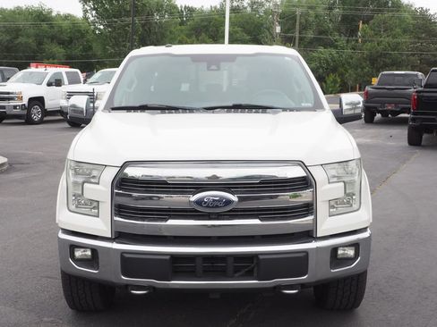 Used 2016 Ford F150 Lariat w/ Equipment Group 502A Luxury AWD/4WD image 2