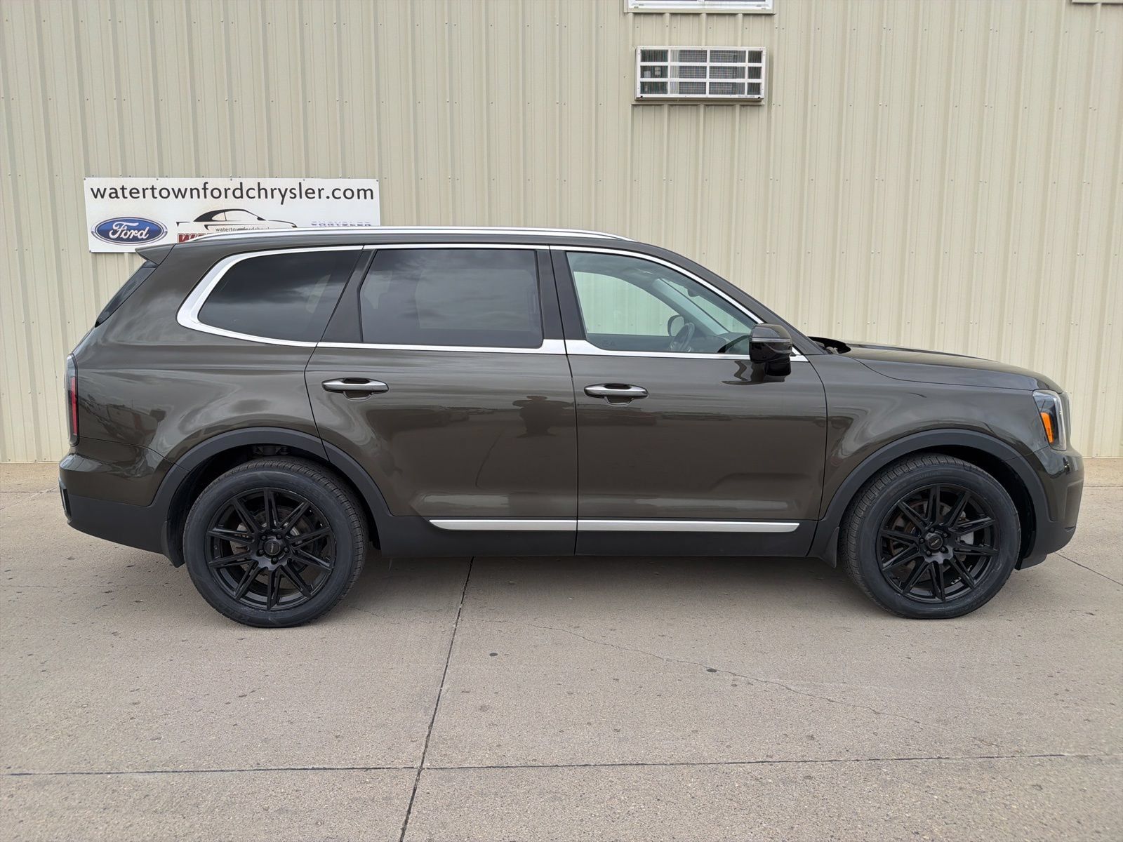 Used 2023 Kia Telluride SX AWD/4WD image 1