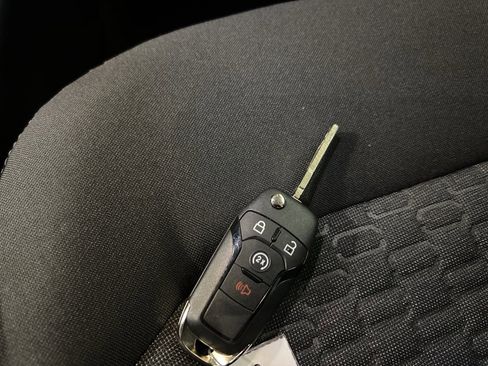 New 2025 Ford Ranger XLT w/ Equipment Group 301A High image 39