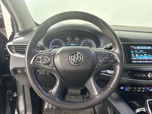Used 2019 Buick Enclave Essence FWD image 16
