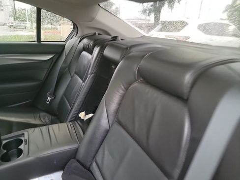 Used 2011 Acura TL image 9