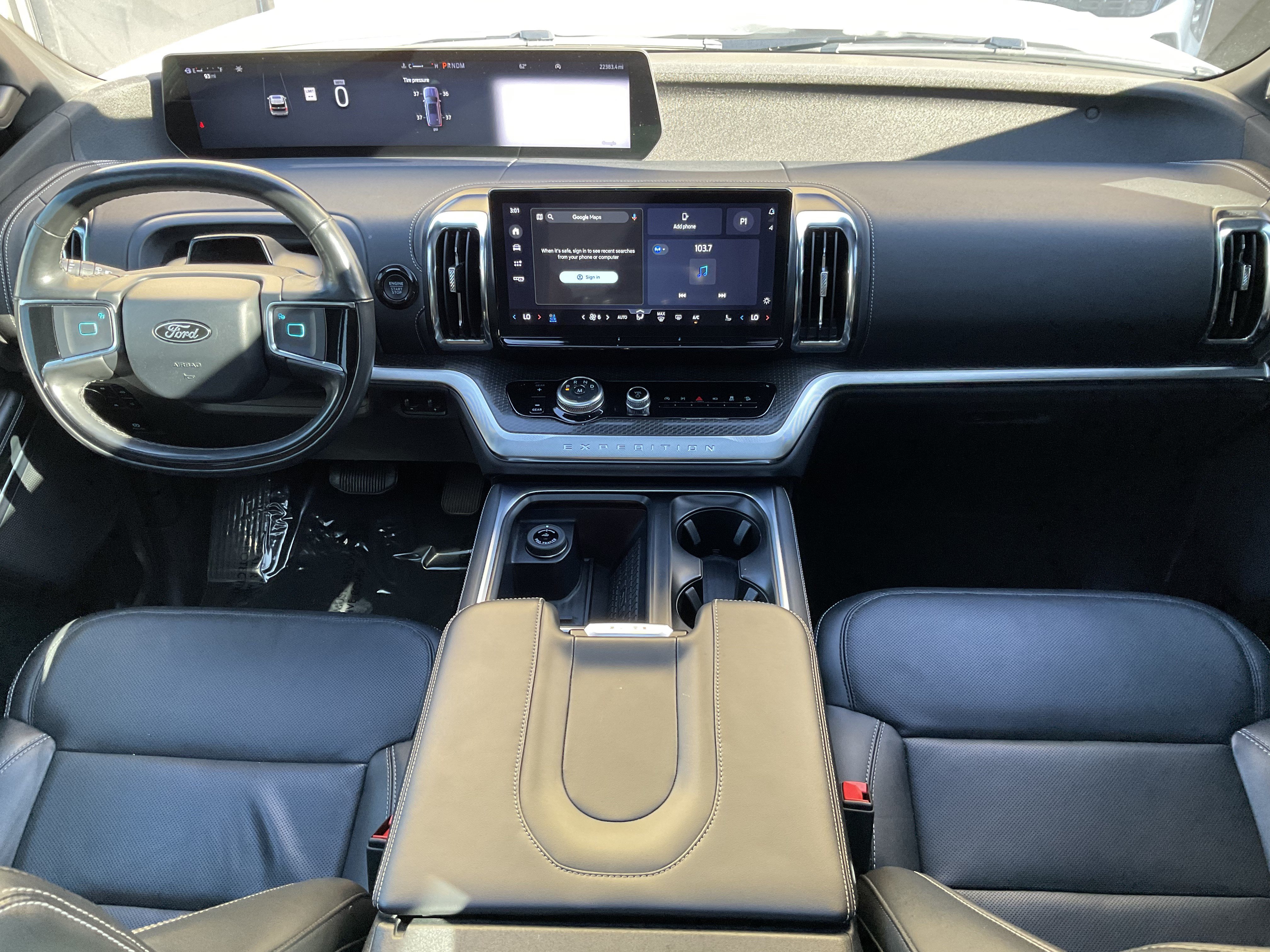 Used 2025 Ford Expedition Max Platinum w/ Stealth Appearance Package AWD/4WD image 25