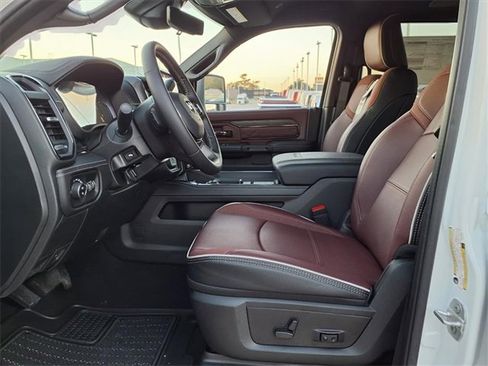 New 2026 RAM 3500 Limited image 10