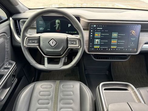 Used 2022 Rivian R1S Launch Edition image 25