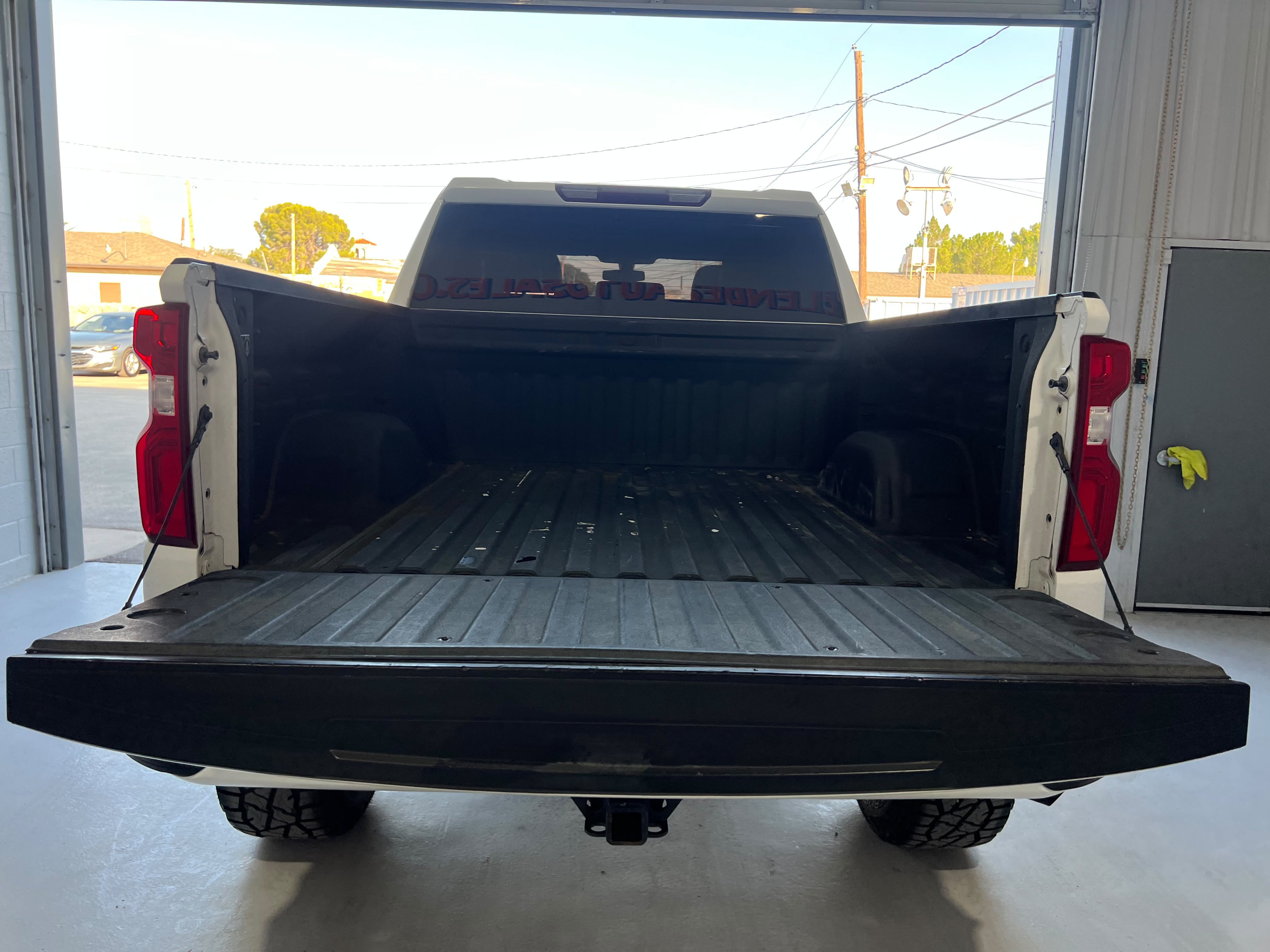 Used 2022 Chevrolet Silverado 1500 RST AWD/4WD image 5