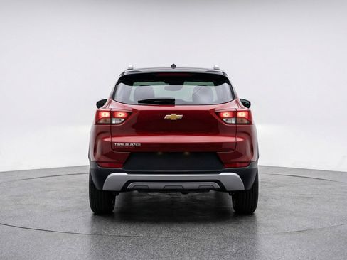 Used 2025 Chevrolet TrailBlazer LT FWD image 7