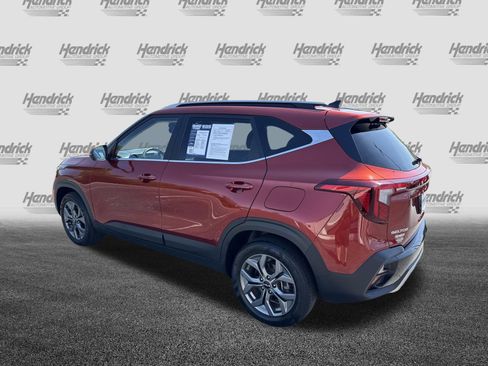 Used 2024 Kia Seltos S AWD/4WD image 8