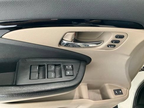 Used 2016 Honda Pilot Touring image 5