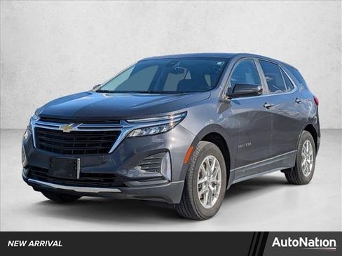 Used 2023 Chevrolet Equinox LT image 1