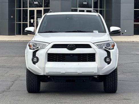 Used 2023 Toyota 4Runner SR5 Premium w/ Moonroof Package image 9