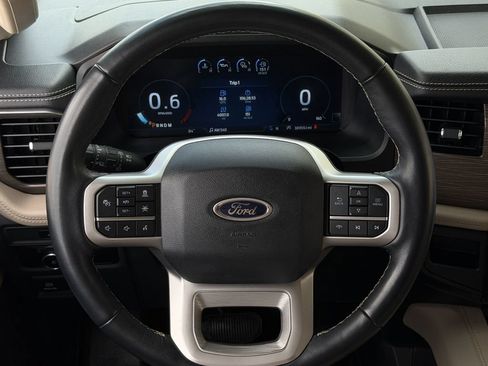 Used 2024 Ford Expedition Max Limited RWD image 14