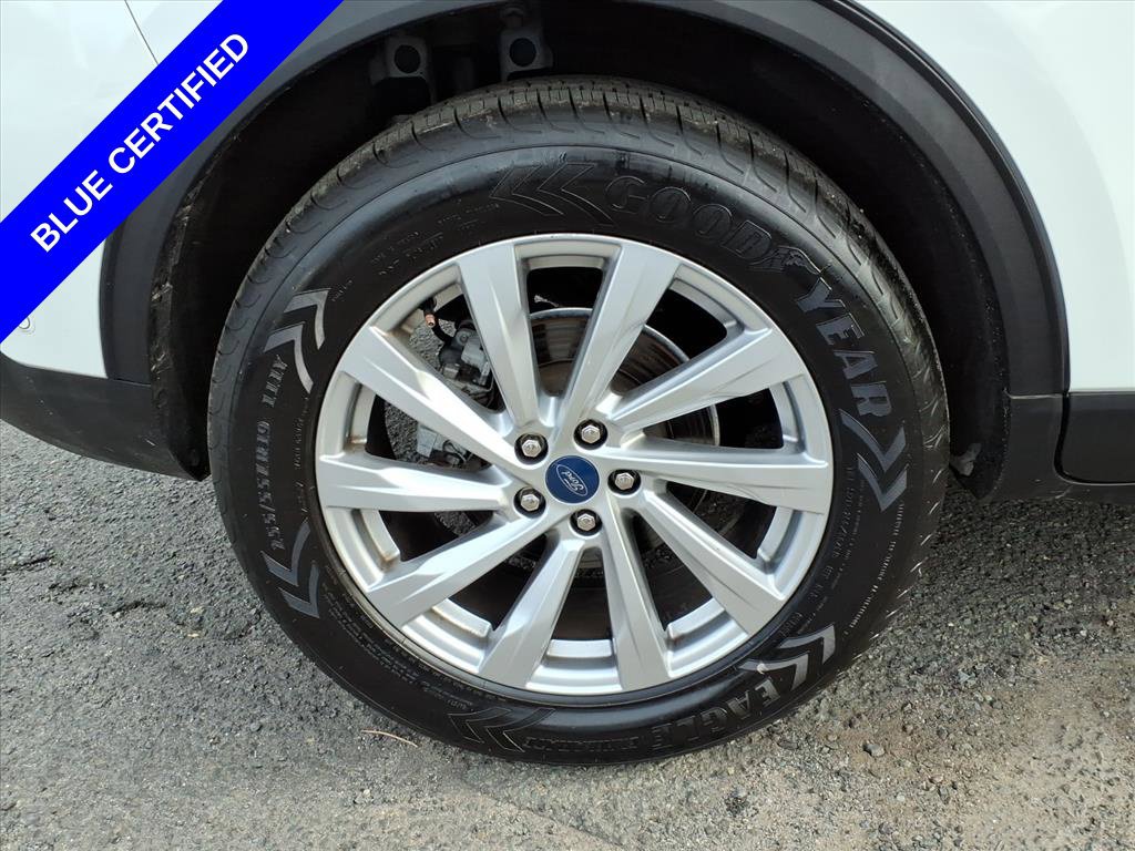 Certified 2022 Ford Escape Titanium w/ Titanium Elite Package AWD/4WD image 8