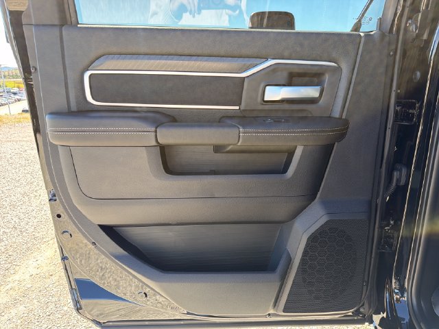 New 2027 RAM 3500 Big Horn AWD/4WD image 37