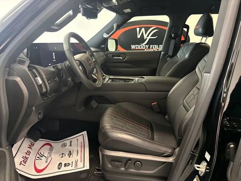 Certified 2025 Nissan Armada PRO-4X w/ Pro-4X Premium Package AWD/4WD image 9