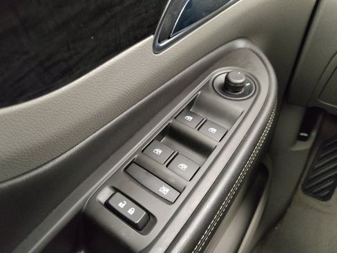 Used 2014 Buick Encore Convenience FWD image 26