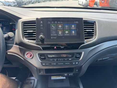 Used 2021 Honda Pilot Special Edition image 15