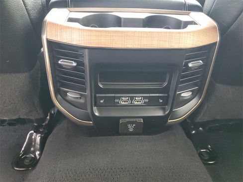 Used 2024 RAM 2500 Limited image 21