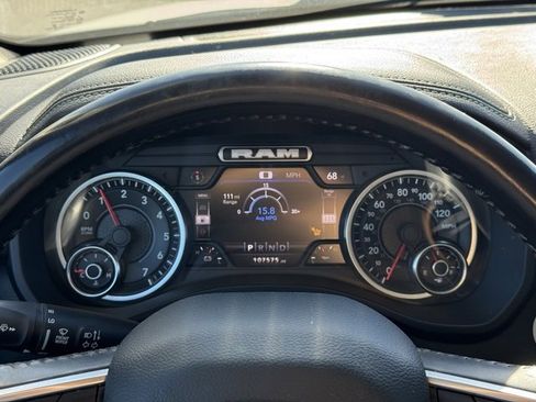 Used 2022 RAM 1500 Laramie image 29