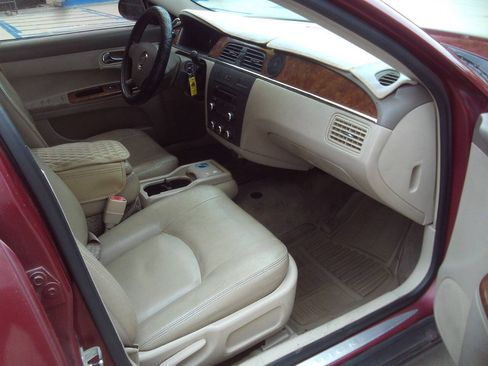 Used 2006 Buick LaCrosse CX FWD image 16