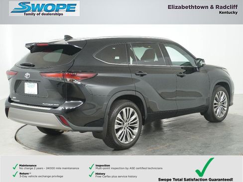 Used 2024 Toyota Highlander Platinum AWD/4WD image 3