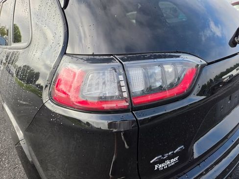 Used 2021 Jeep Cherokee High Altitude AWD/4WD image 13